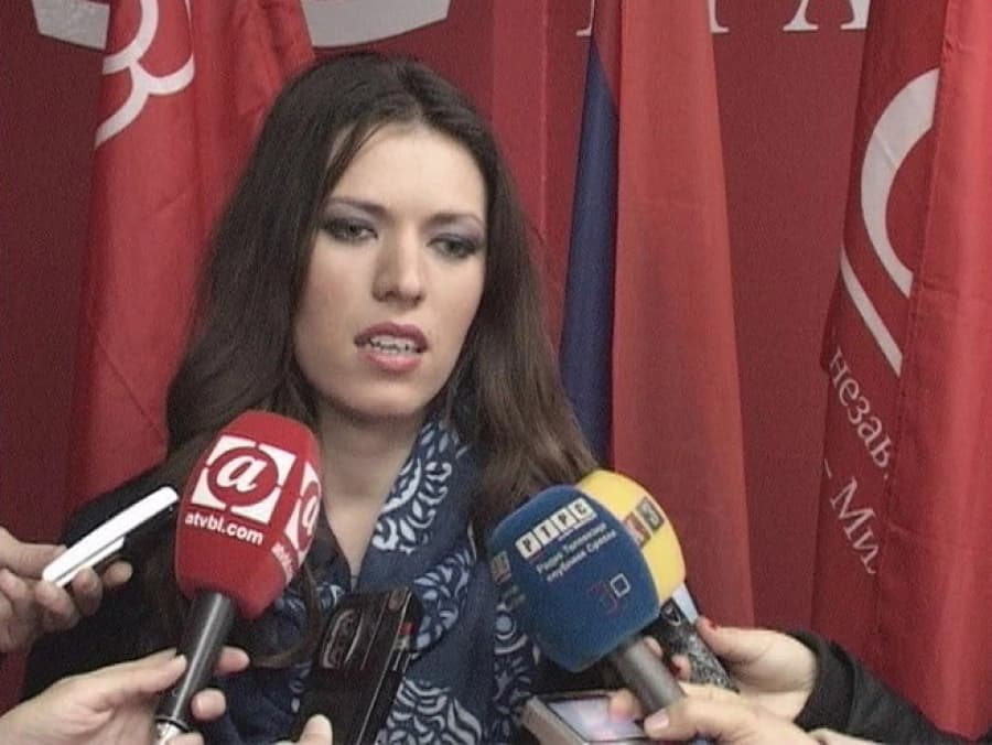 Sanja Vulić “bez dlake na jeziku”: Šarović ili je dokon ili je stvarno otišao u analitičare