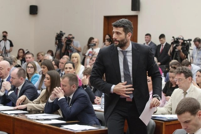 Šapić o incidentu s Mićićevom: Branio sam se