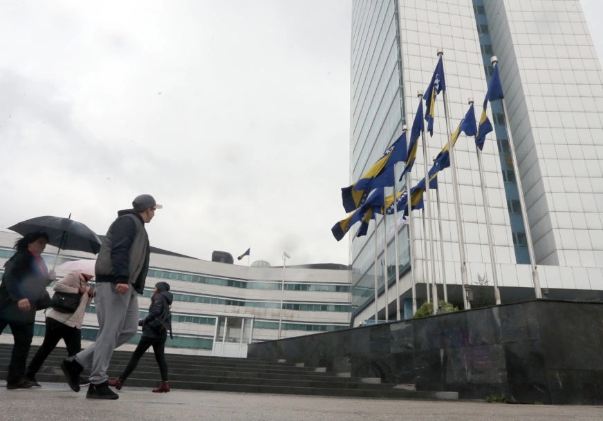 SDA nedolaskom odgodio sjednicu Doma naroda, SNSD i HNS im poručili da svjesno blokiraju institucije