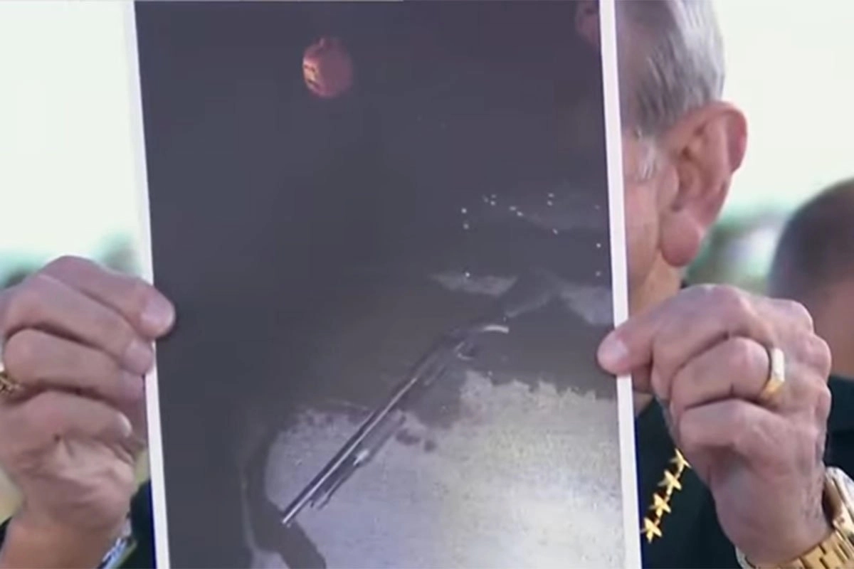 Šerif o pucnjavi u Mar-a-Lagu: Podigao je sačmaricu, tada smo otvorili vatru