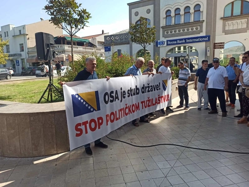 Skup podrške Osmanu Mehmedagiću u Mostaru: Udar na Bošnjake na visokim pozicijama