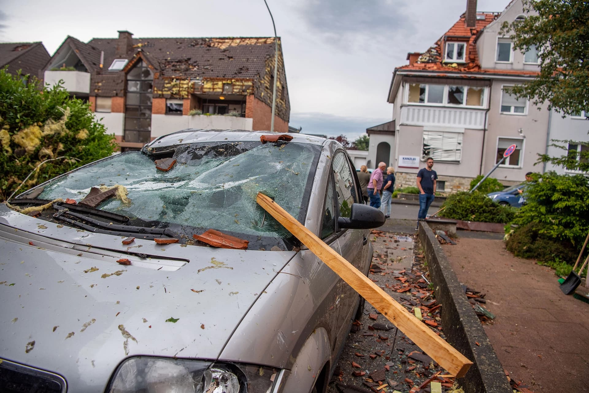 Smrtonosni tornado protutnjao Njemačkom: Povrijeđene desetine osoba, šteta ogromna