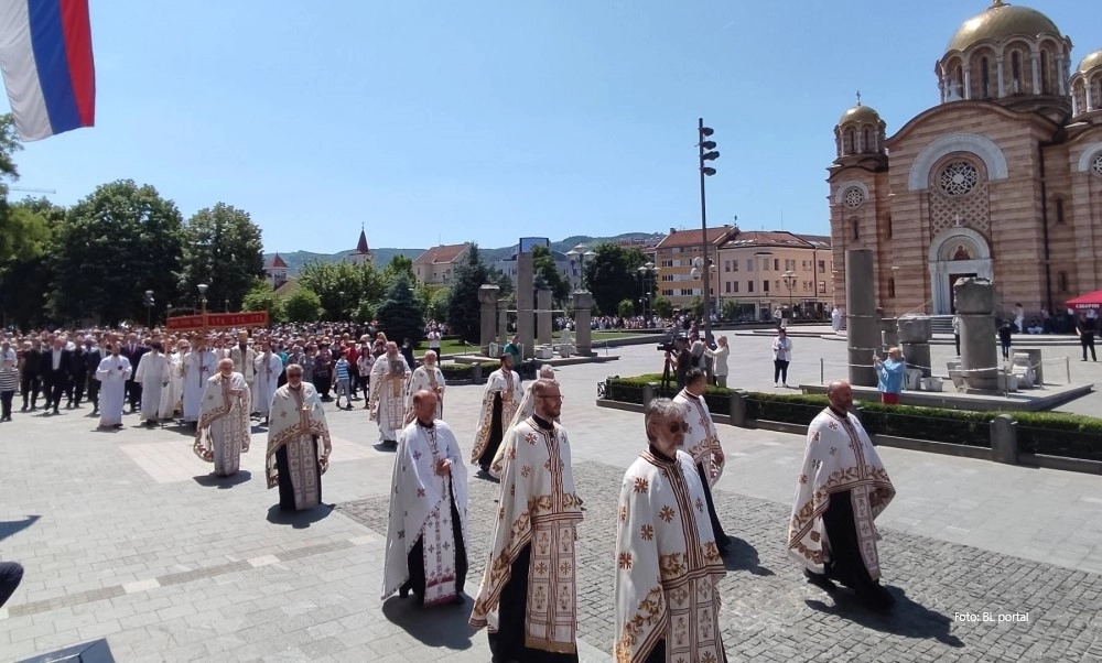 Spasovdanska litija oko Sabornog hrama u Banjaluci