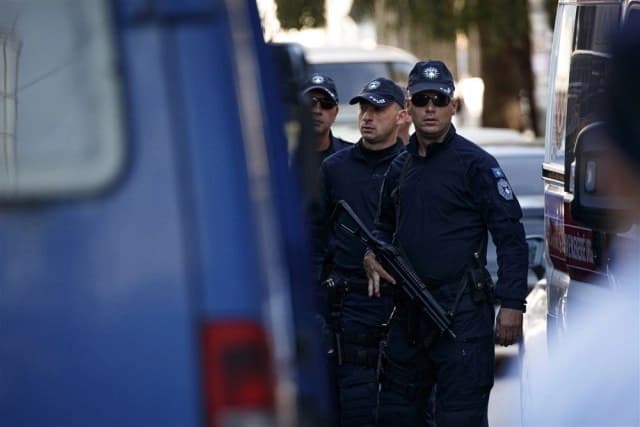 Srpska lista tvrdi: Kosovska policija maltretirala ženu sa djetetom u naručju