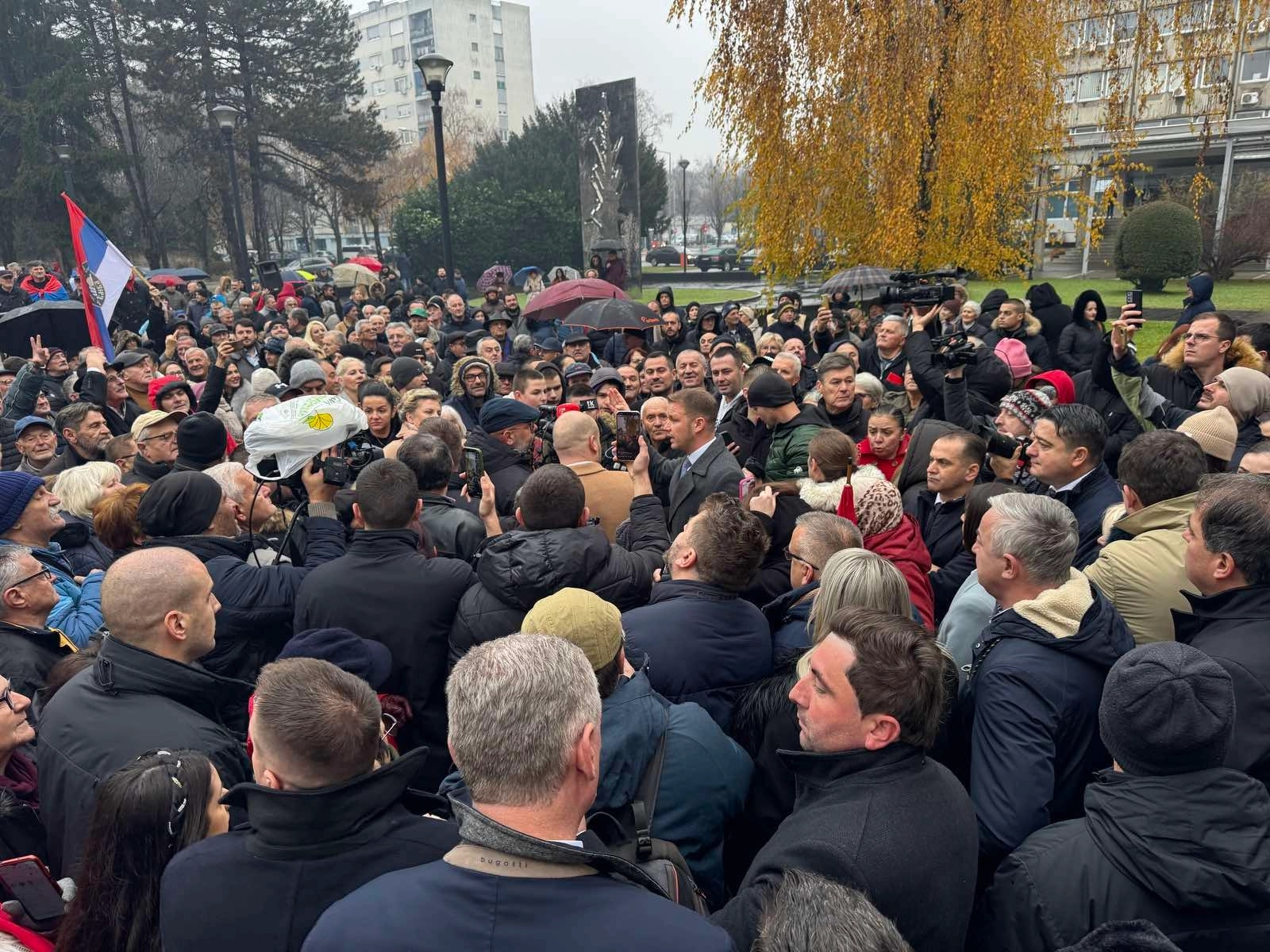 Stanivuković i Petrović borbu za devet miliona KM sele u sudnicu