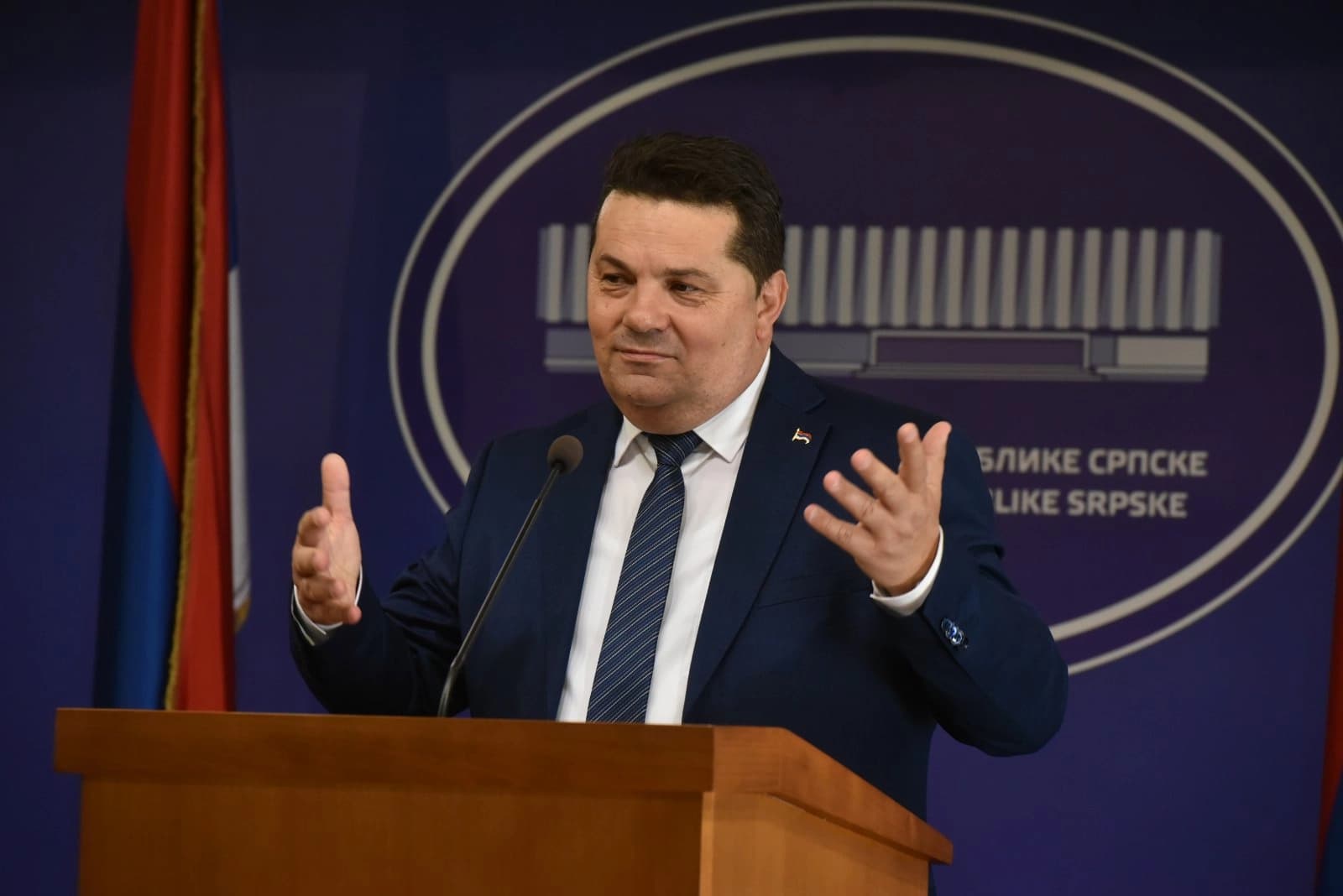 Stevandić: Miting kojim odbacujemo genocidnost jednako napadaju-diskriminišu Crnadak,Vukanović,Konaković Isak i slični