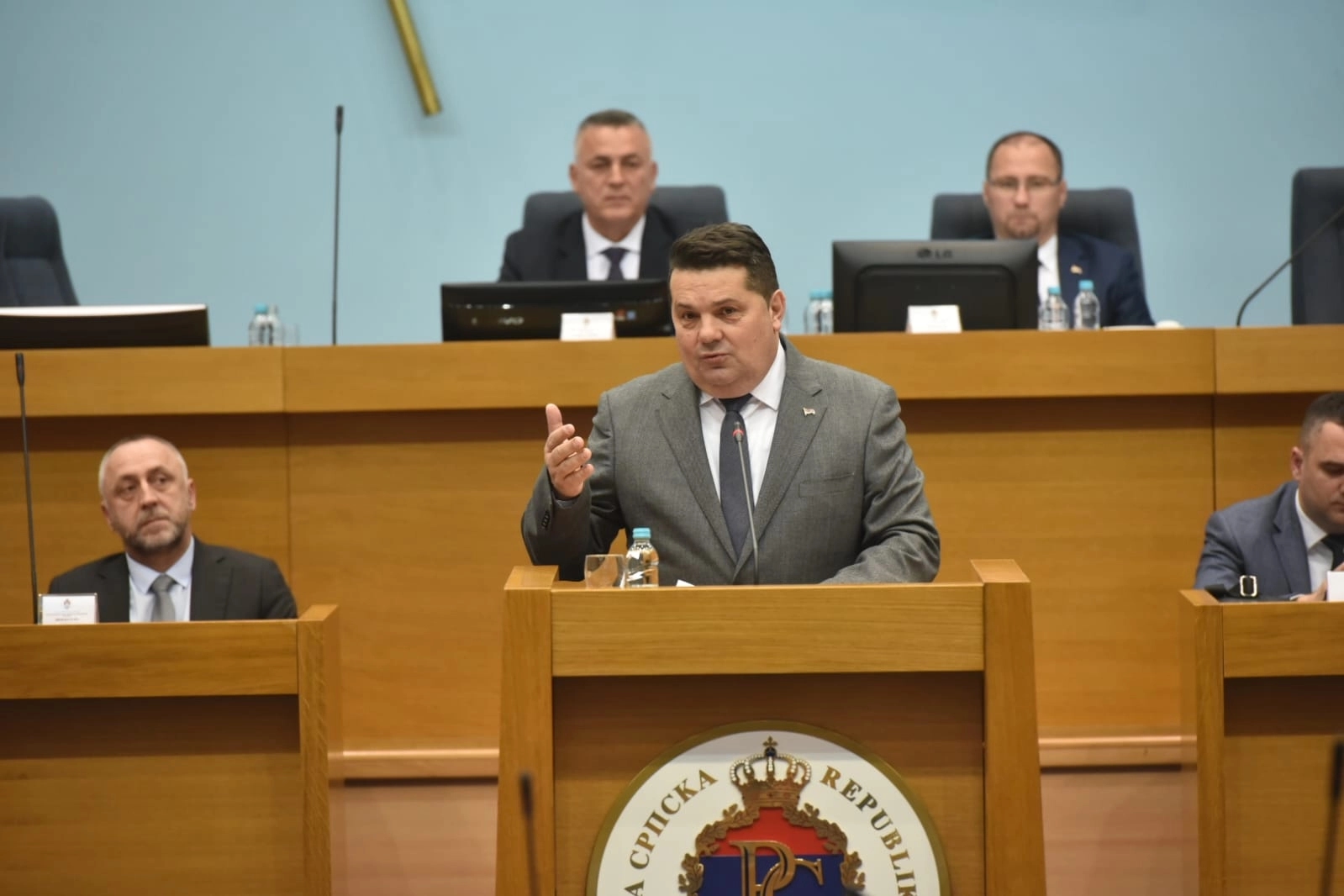 Stevandić: Neću popustiti primitivizmu i političkom blaćenju u parlamentu