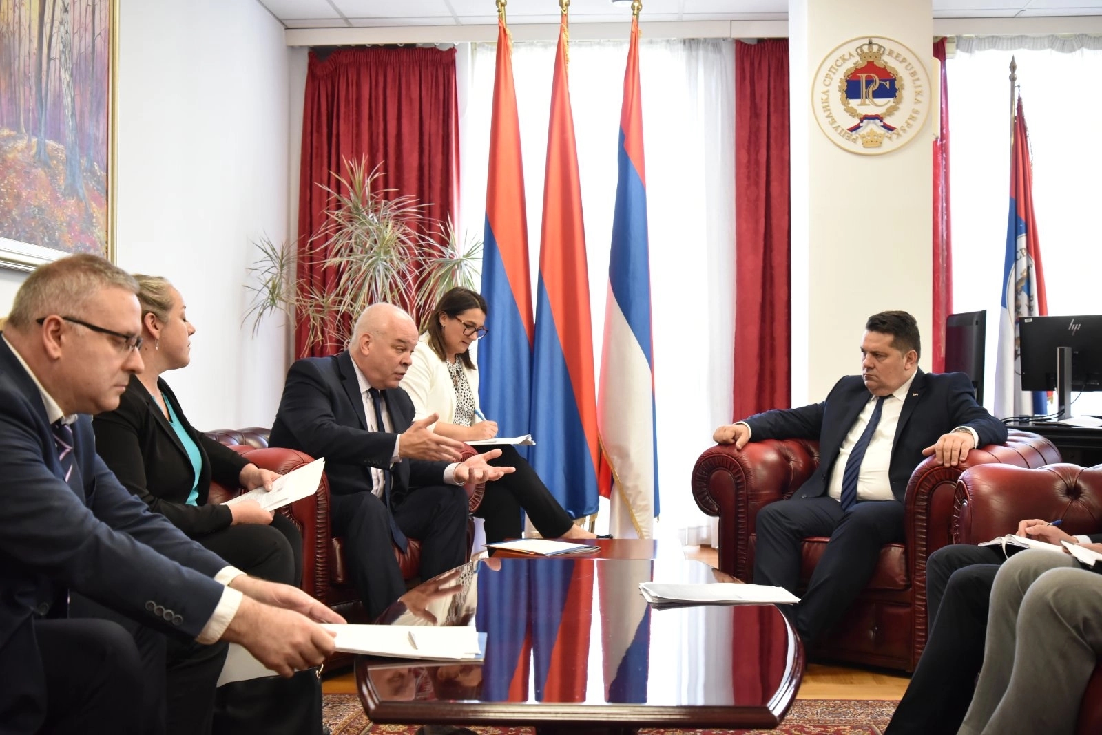 Stevandić sa delegacijom OEBS-a: Narodna skupština zadržava pravo samostalnog odlučivanja i donošenja odluka