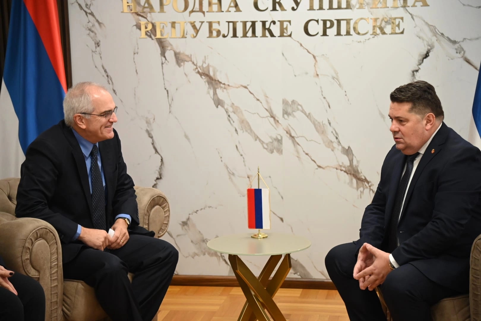 Stevandić sa Holcaplom: Institucije Republike Srpske se dosljedno zalažu za poštovanje i očuvanje Dejtonskog sporazuma