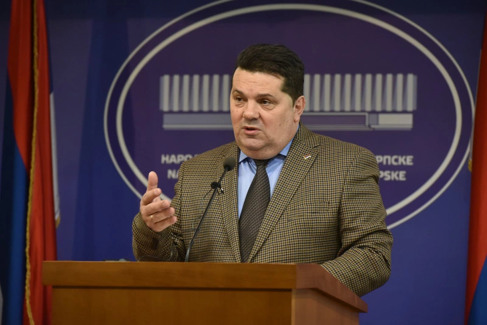 Stevandić: Srbi i Dodik ne pale vatru, već su u odbrambenoj poziciji