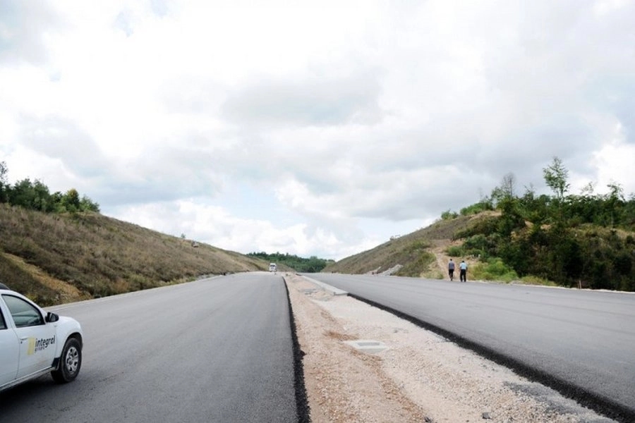 Topić: Srpska uduplava kilometre autoputa