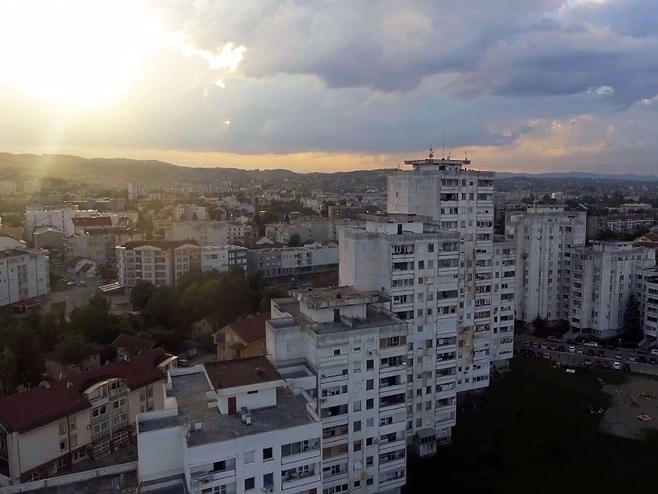 U Banjaluci eskaliralo nezadovoljstvo: Stanari Borika protestuju zbog nebodera