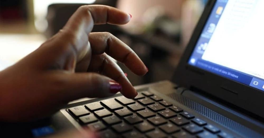 U BiH cvjeta šverc cigareta na internetu