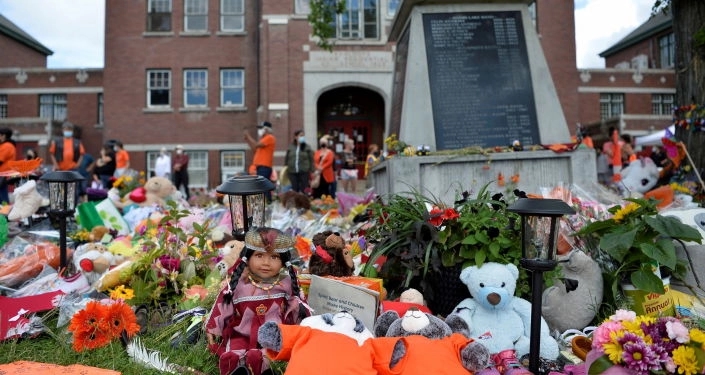 U Kanadi pronađeno stotine grobnica u području škole koju su pohađali Indijanci