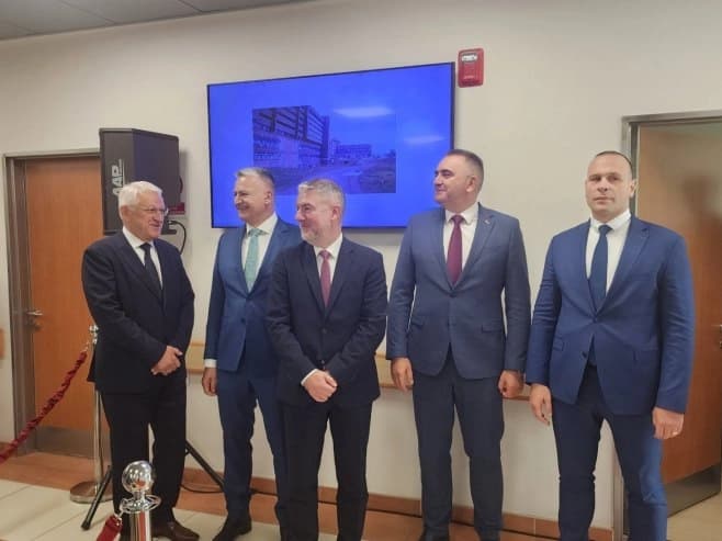 U UKC Srpske pušten u rad treći linearni akcelerator i Bravos sistem za brahiterapiju