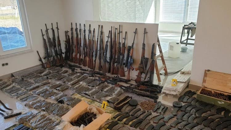 U vikendicu kod Bijeljine uzidao oružje, policija Srpske i Njemačke otkrila njegov pakleni plan