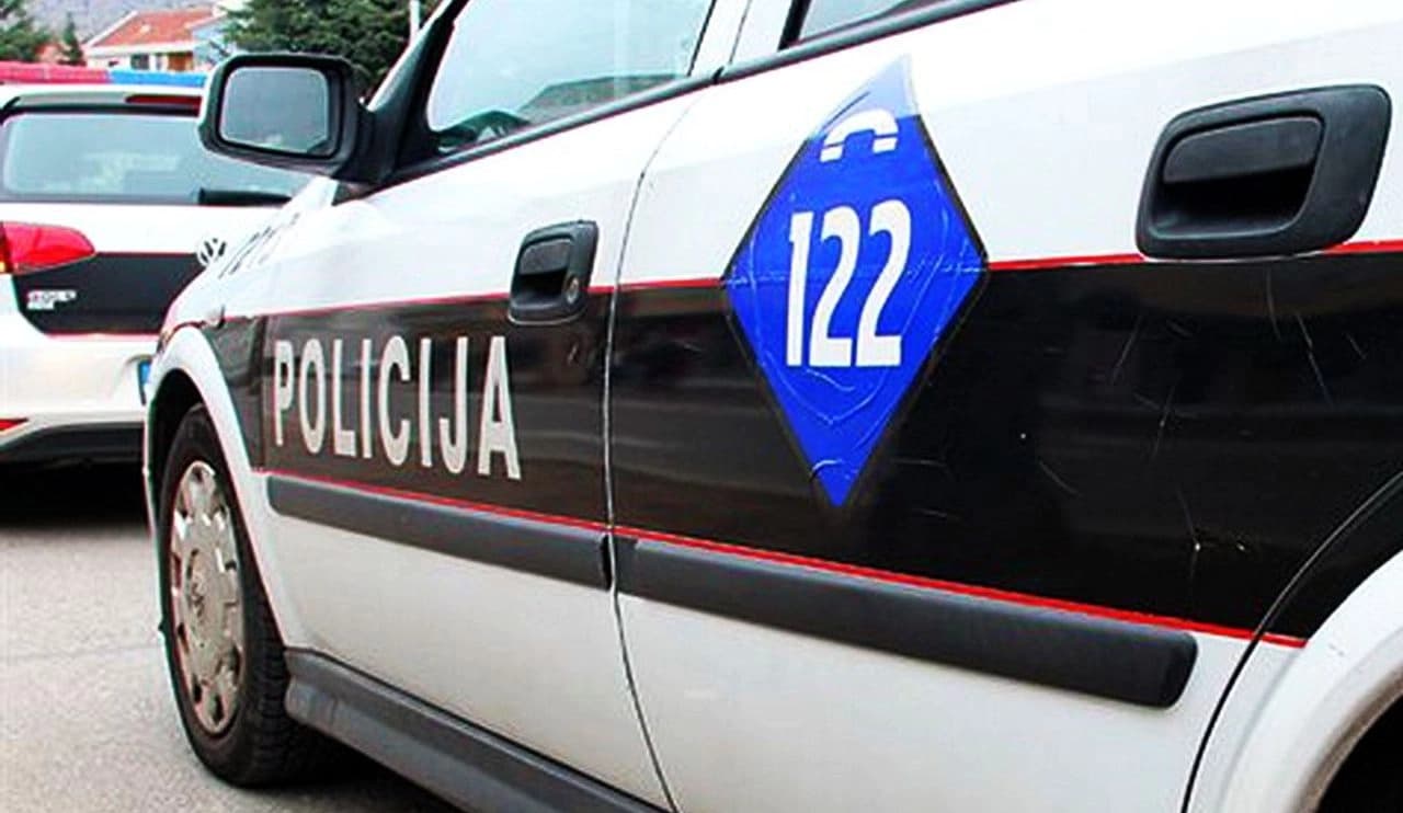 Ubijena žena u Bihaću, policija na nogama