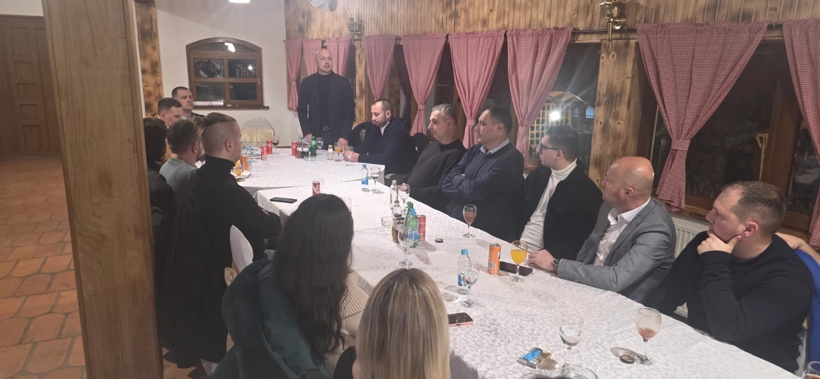 Ujedinjena Srpska jača organizaciju u Derventi, definisan plan za naredni period