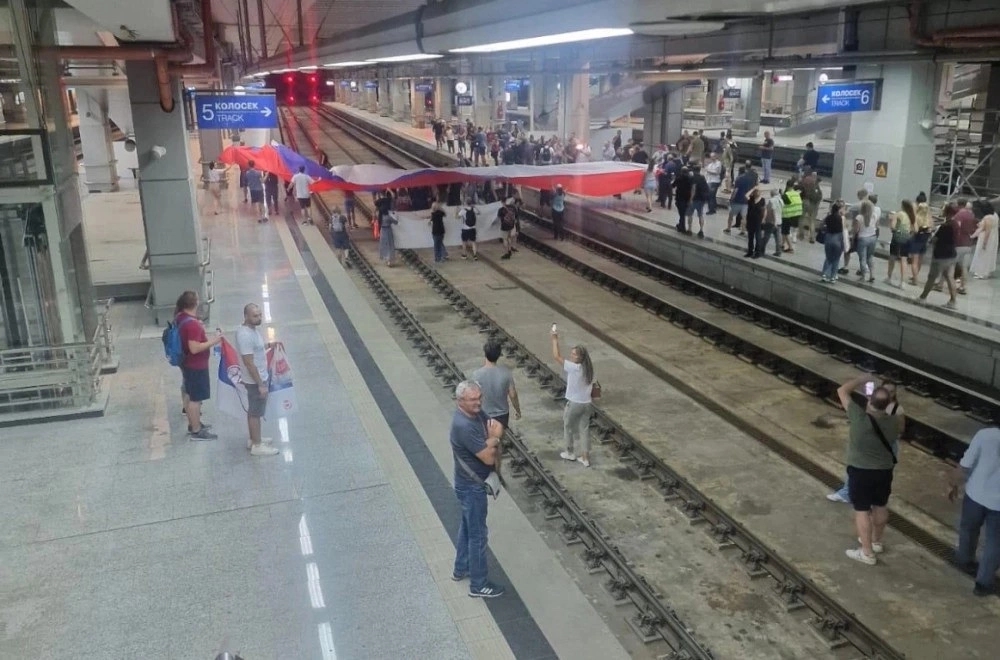 Uspostavljen redovan saobraćaj na železničkim stanicama Prokop i Novi Beograd