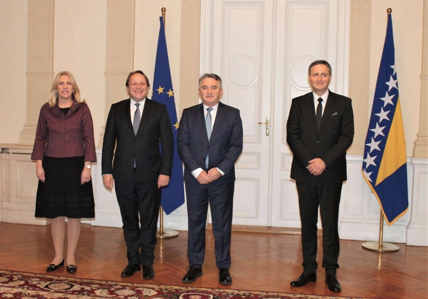 Varhelji sa članovima Predsjedništva BiH: Nove vlasti moraju početi ispunjavati prioritete