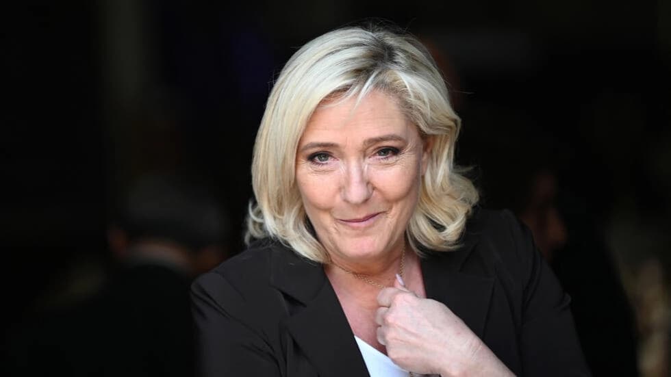 Većina Francuza protiv kandidature Marin Le Pen