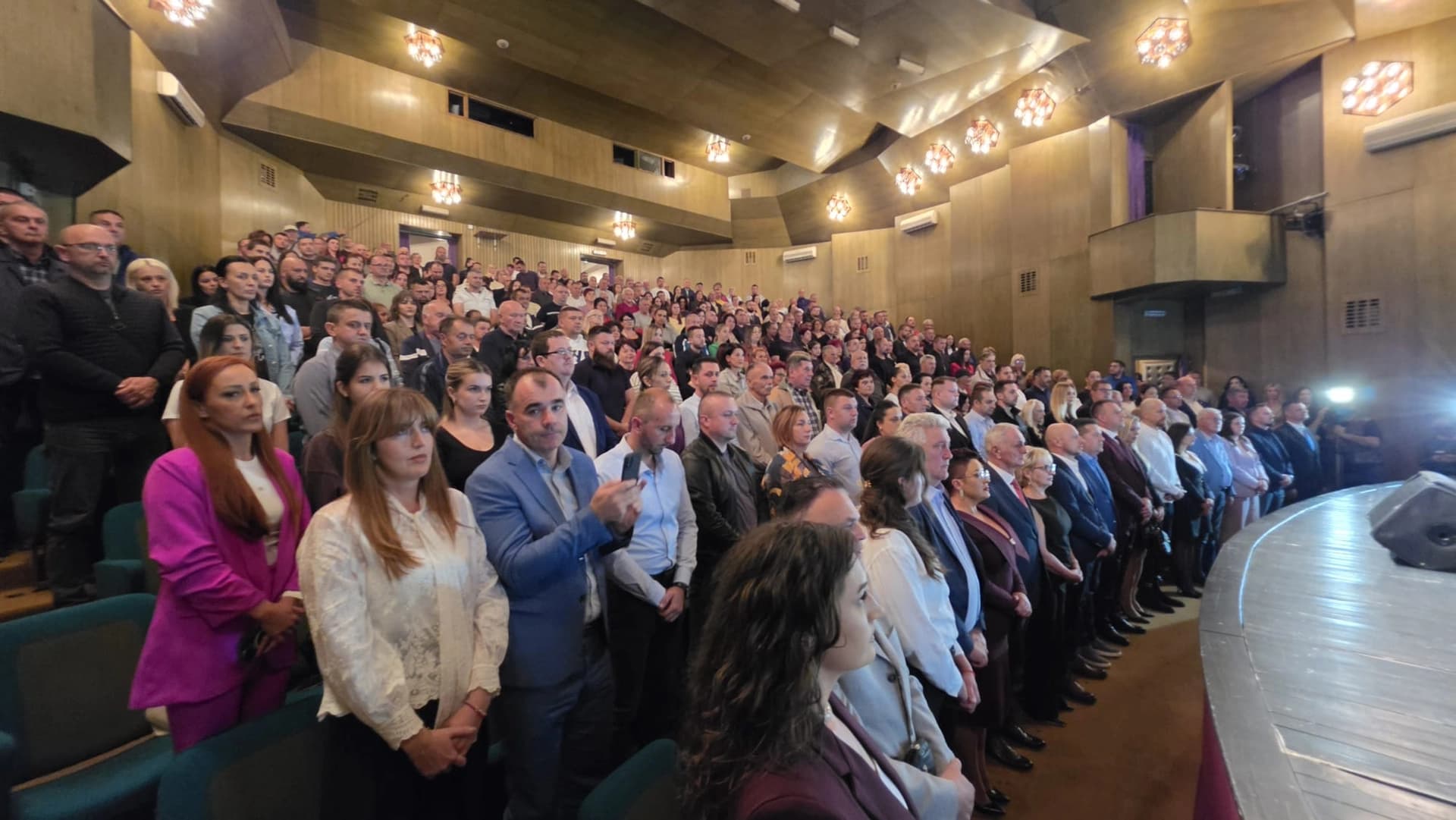 Velika podrška Ujedinjenoj Srskoj u Prijedoru: Ozbiljan unutrašnji i spoljnopolitički oslonac Republike Srpske
