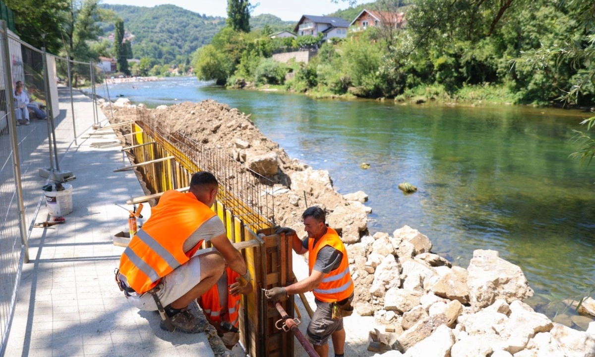 Zatvoren dio šetališta u banjalučkom naselju: Građani se mole za oprez i strpljenje