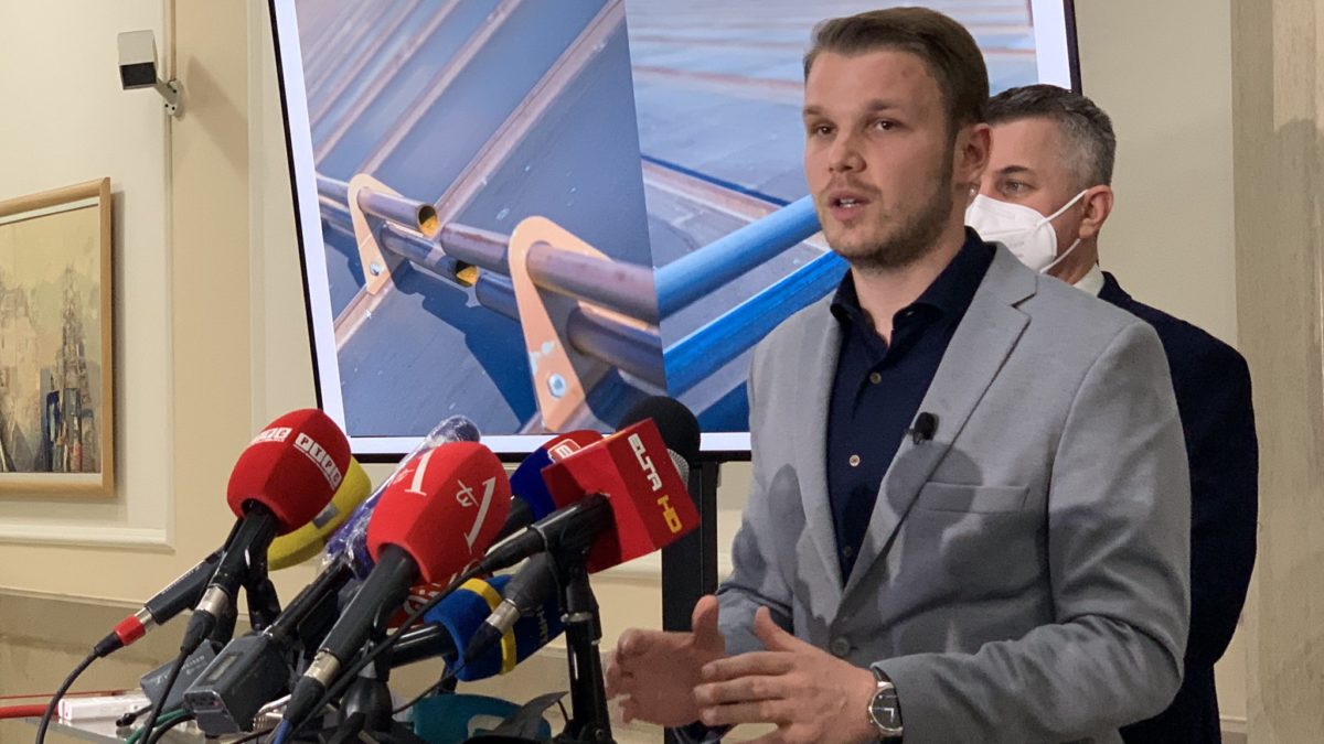 Stanivuković objavio snimak dronom iznad „Kajaka”: Danas iznose stvari, sutra postavlja traku