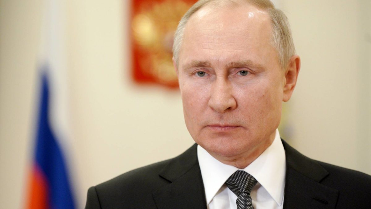 Putin: Daleko smo od pobjede nad pandemijom