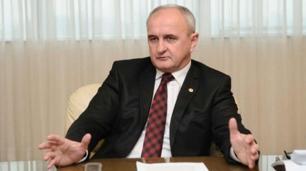 Đokić kaže da je opasan Džaferovićev zahtjev za smjenu Dodika “Bori se sa daleko nadmoćnijim protivnikom”