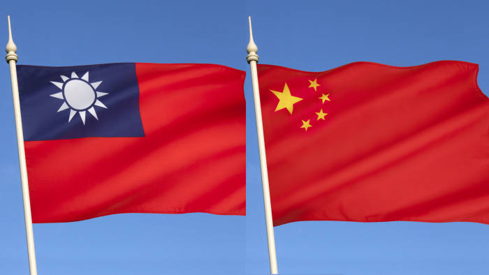 Kina opkolila Tajvan