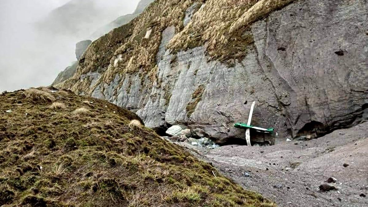 Vojska Nepala locirala mjesto pada aviona koji je juče nestao