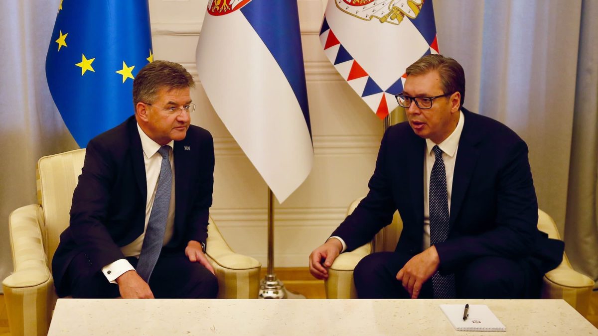 Vučić razgovarao sa Lajčakom o stanju na Kosovu