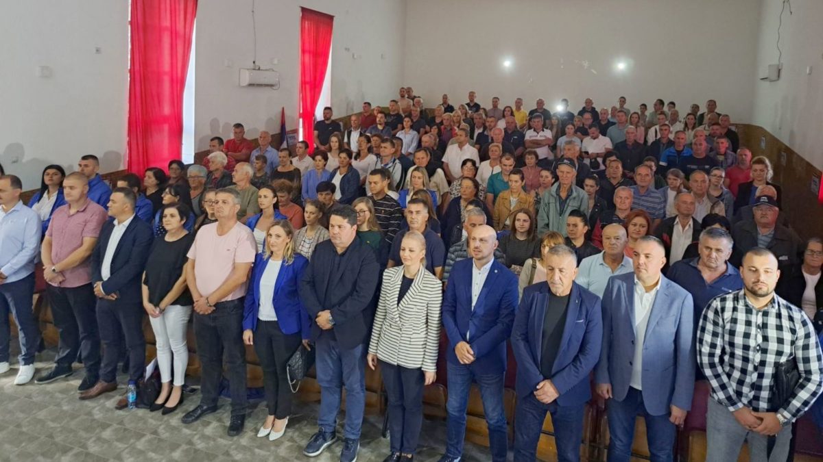 Velika sala ponovo mala – održana tribina Ujedinjene Srpske u Šipovu