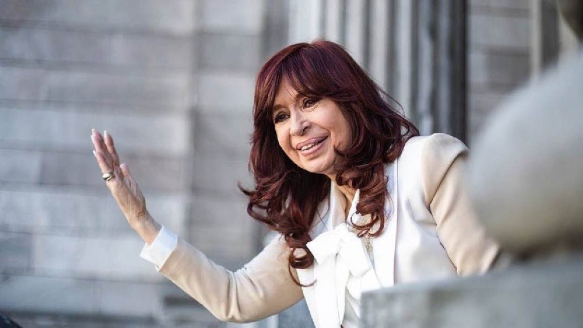 Potpredsjednica Argentine  izbjegla atentat