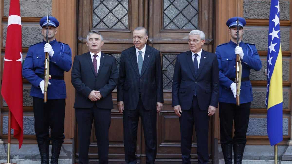 Turski predsjednik sa delegacijom doputovao u Sarajevo