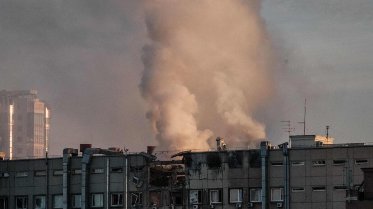 Na Kijev je ispaljeno 30 projektila