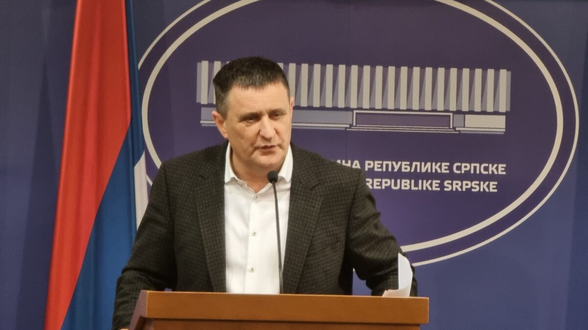 Đajić: Ne smijemo dati podatke svoje djece, vidite šta se desilo u Srbiji