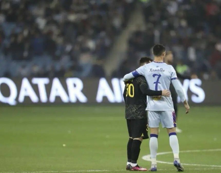 Trenutak za pamćenje: Messi i Ronaldo vjerovatno posljednji put zajedno na terenu