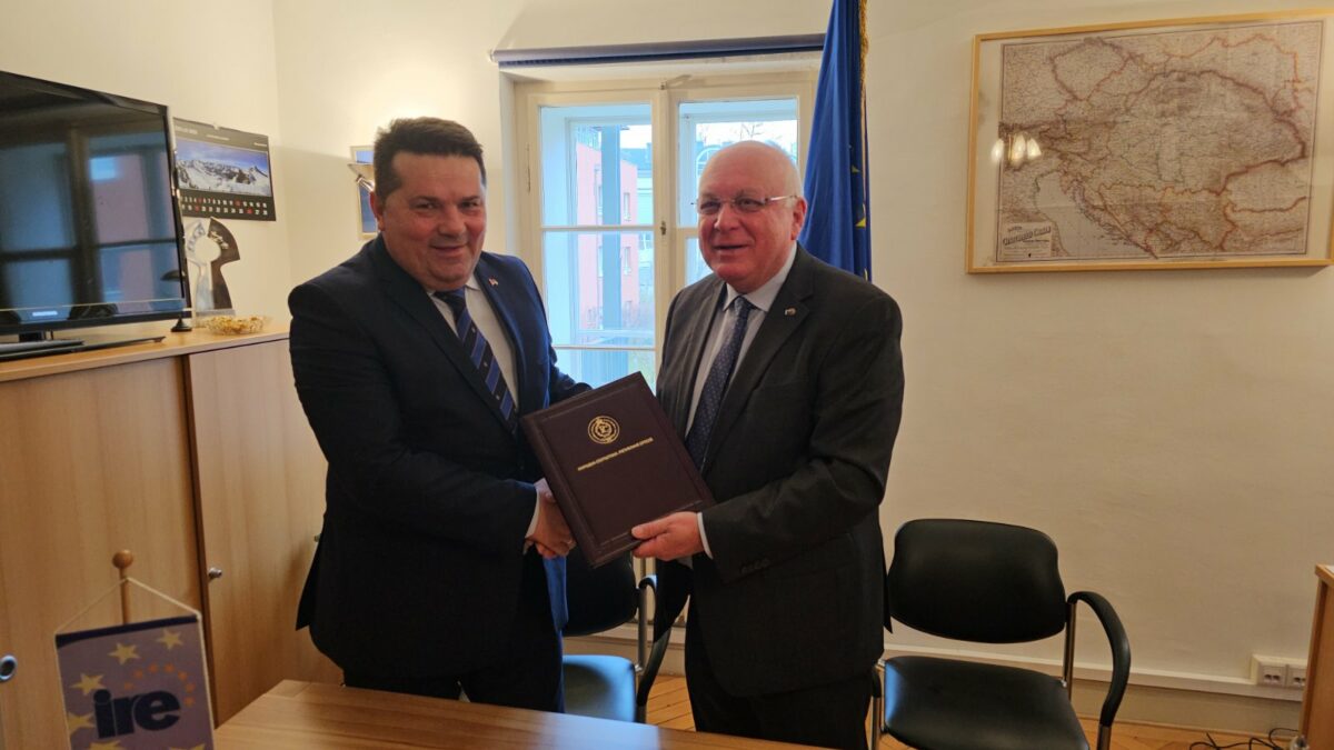 Predsjednik Stevandić i Šausberger potpisali Sporazum o saradnji Narodne skupštine i Instituta regiona Evrope