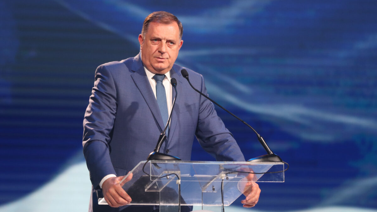 Dodik: Banjaluka u punom sjaju dočekuje Dan grada