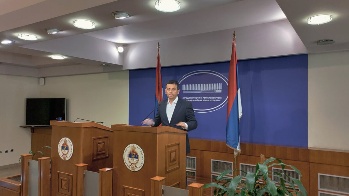 Vukanović kritikuje sastanak u Sarajevu, a nije glasao za zaključke i izmjene zakona u NSRS