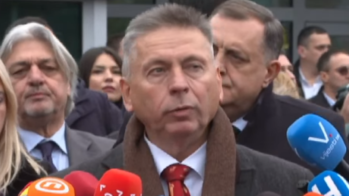 Bubić: Sud potvrdio da je riječ o političkom procesu, imunitet Šmita diskutabilan