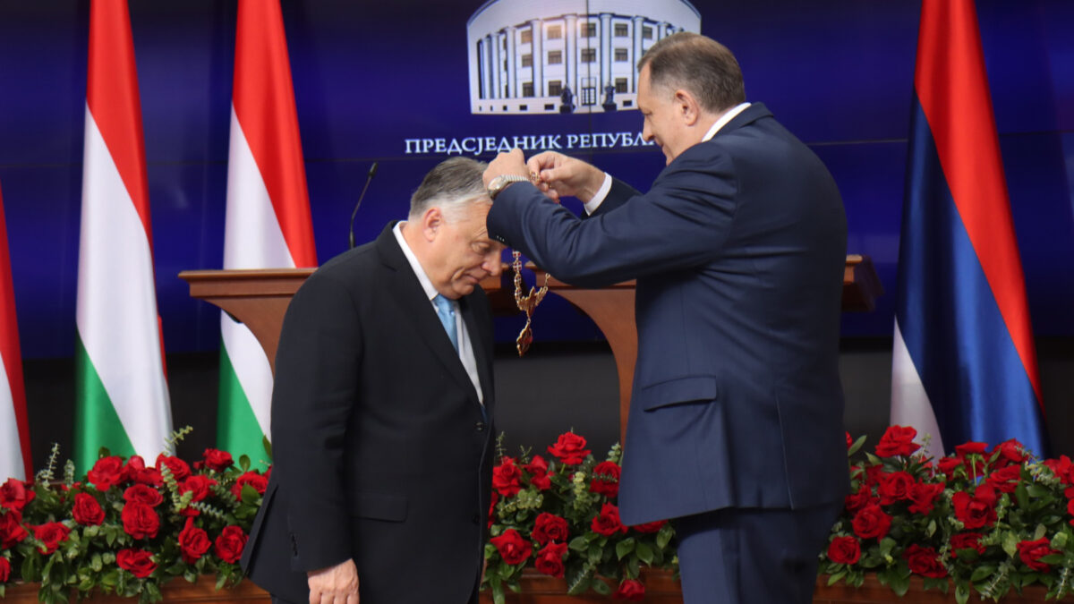 Orbanu uručen Orden Republike Srpske
