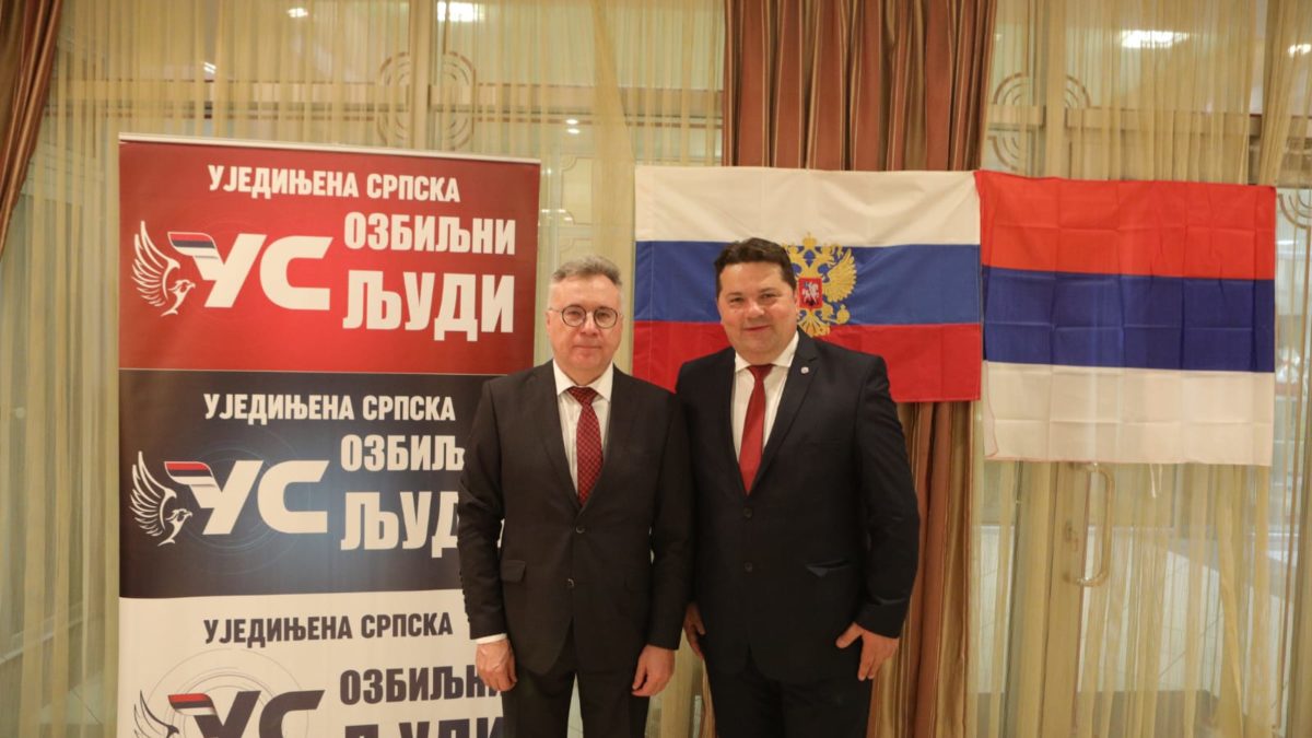 Ambasador Kalabuhov uputio Nenadu Stevandiću čestitke povodom rođendana