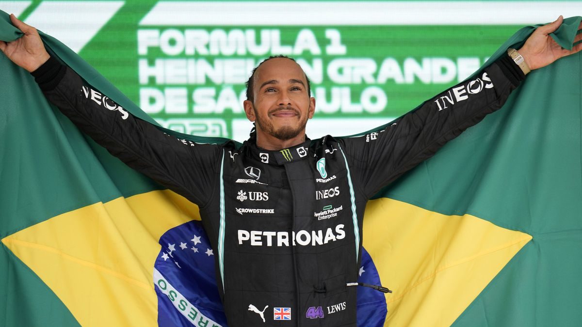 Vožnja karijere Hamiltona: U Sao Paolu je nadoknadio devet mjesta i očitao lekciju Verstappenu!