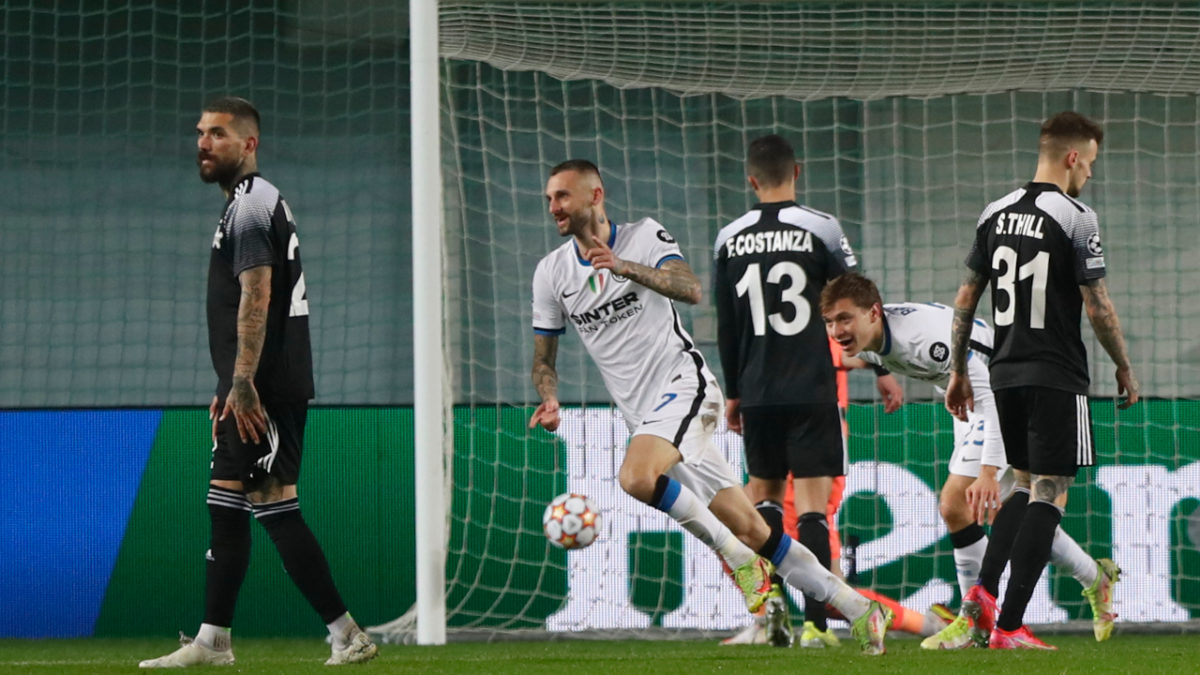 Inter bez problema pobijedio Sheriff, Ajax nakon preokreta srušio Borussiju