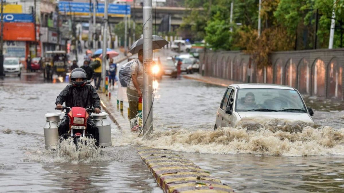Kolaps zbog obilnih kiša u Mumbaiju, najmanje 15 mrtvih