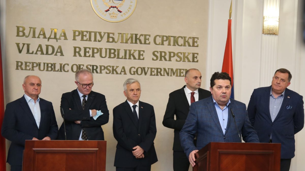 Stevandić: Dijametralno različite poruke iz Republike Srpske i Federacije