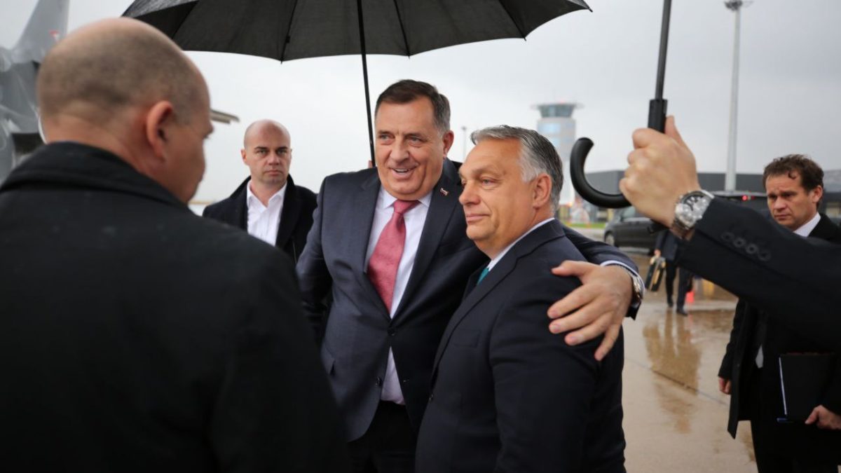 Dodik čestitao Orbanu ponovni izbor na čelo Fides-a
